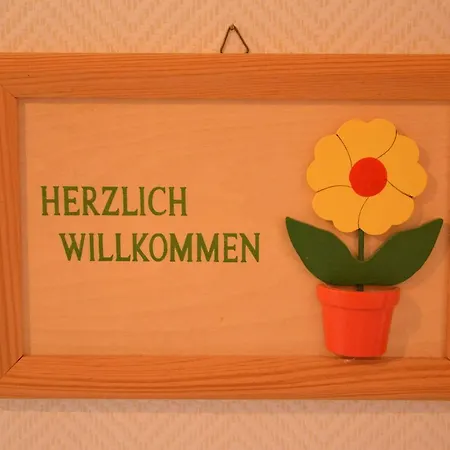 Spacious In With Garden * Deudesfeld