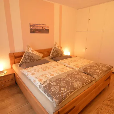 Spacious In With Garden * Deudesfeld