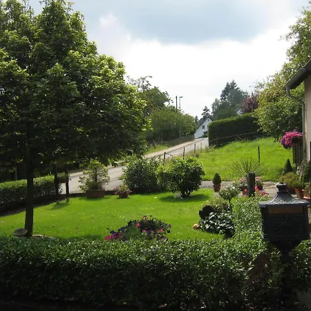 Apartment Spacious In With Garden Deudesfeld